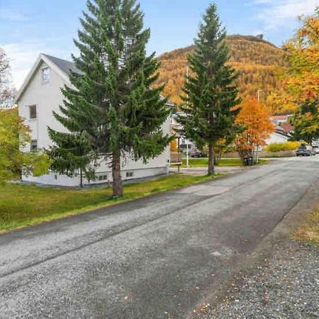 شقة ترومسو  في Fin Leilighet I Tromsdalen. المظهر الخارجي الصورة